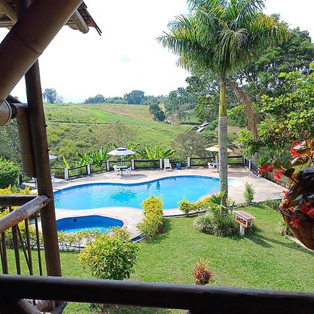 Finca Hotel Palmas Frente A Panaca Quimbaya Kültér fotó