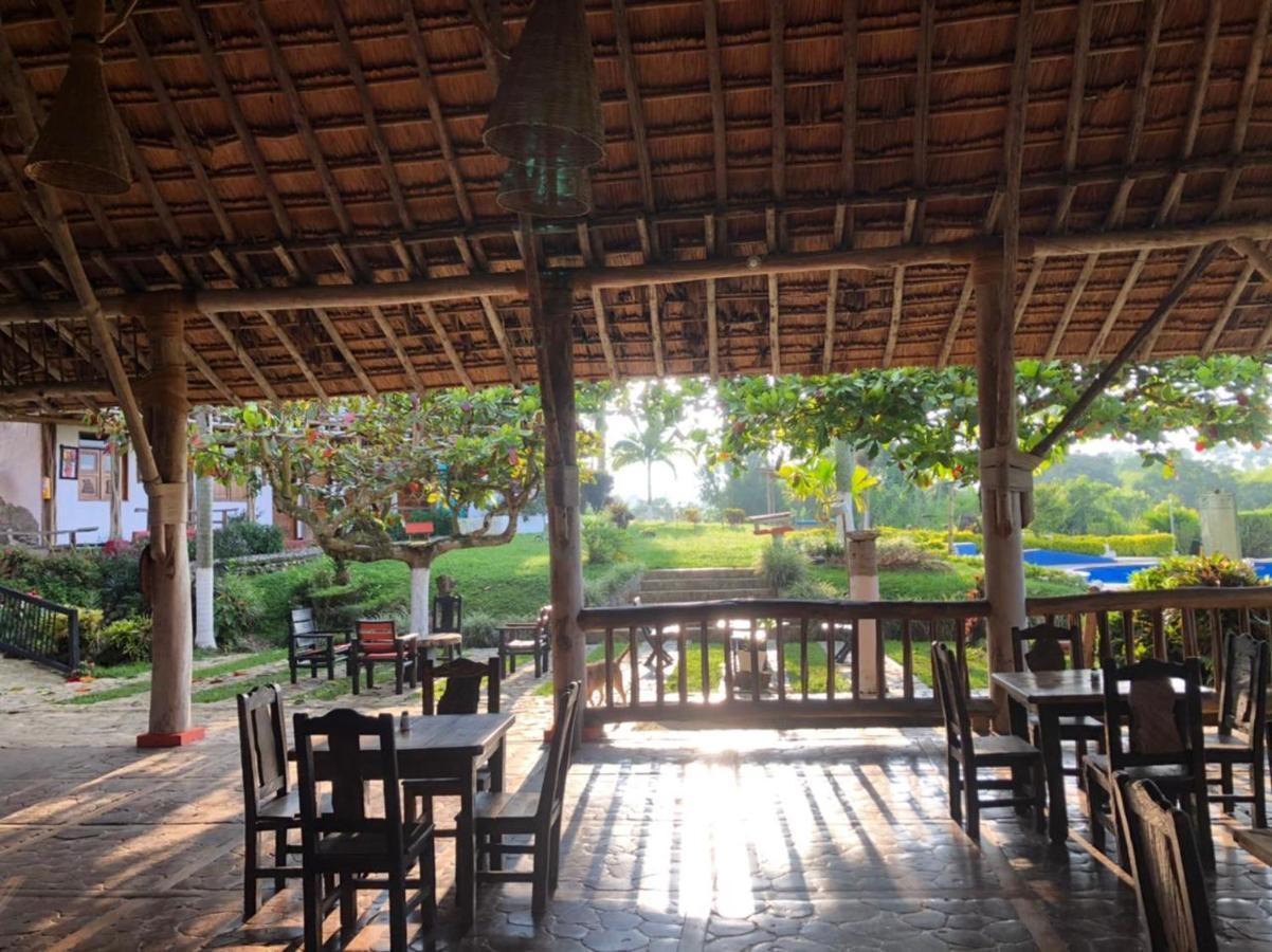 Finca Hotel Palmas Frente A Panaca Quimbaya Kültér fotó